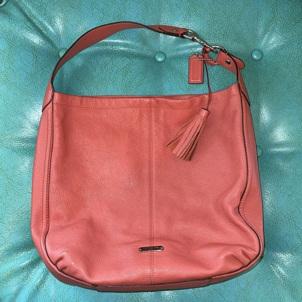 Coach large pebbled leather classic shoulder purse bag muted red with tassel